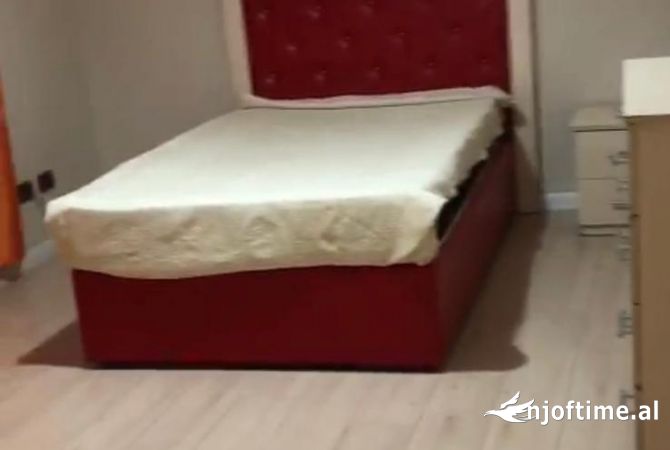 Shtepi me qera Apartament ne Tirane, 2+1, Mobilimi E mobiluar, Pagesa 600  Euro.