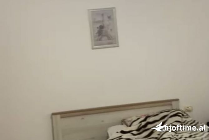 Shtepi me qera Apartament ne Tirane, 2+1, Mobilimi E mobiluar, Pagesa 450  Euro.