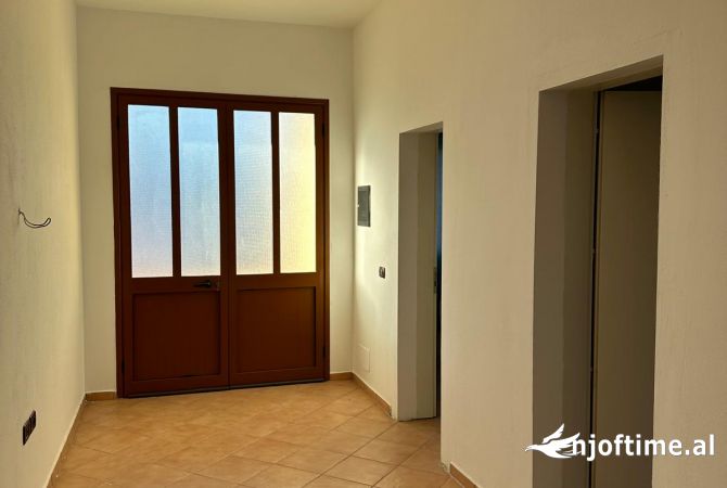 Casa in affitto 2+1 a Tirana - 350 Euro