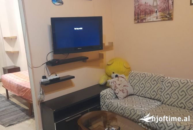 Shtepi me qera 1+1 ne Tirane - 27,000 Leke