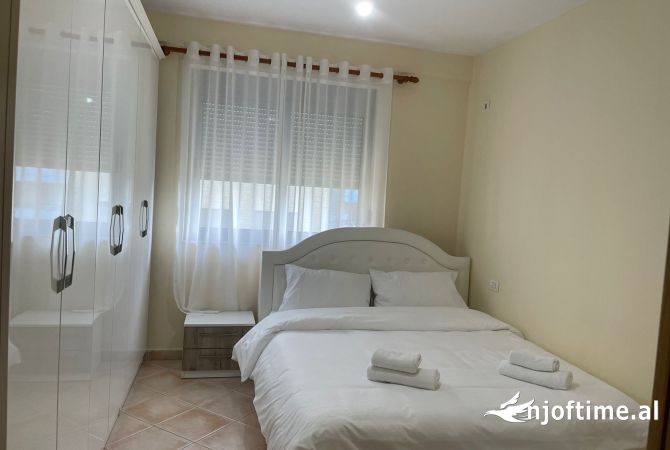 Shtepi me qera 1+1 ne Tirane - 400 Euro