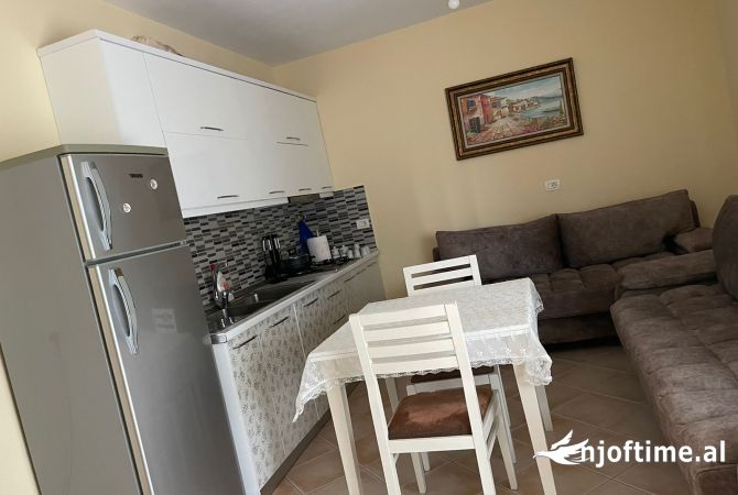 Shtepi me qera 1+1 ne Tirane - 400 Euro