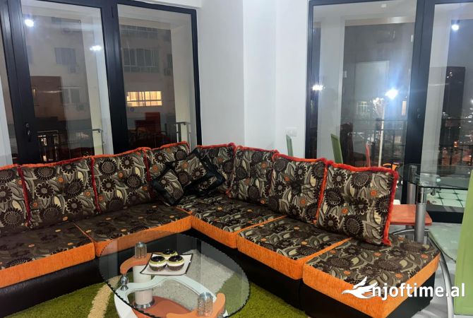 Shtepi me qera 1+1 ne Tirane - 50,000 Leke