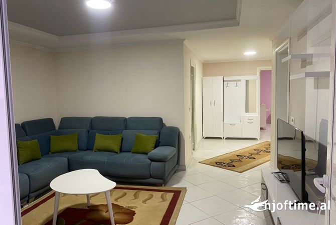 Shtepi me qera Apartament ne Tirane, 1+1, Mobilimi E mobiluar, Pagesa 70,000  Leke.