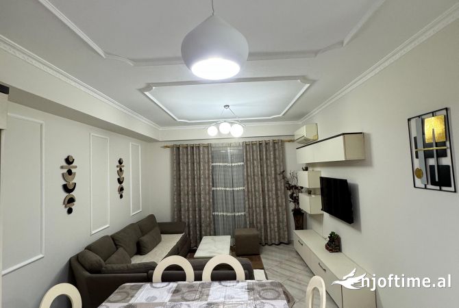Shtepi me qera 1+1 ne Tirane - 60,000 Leke