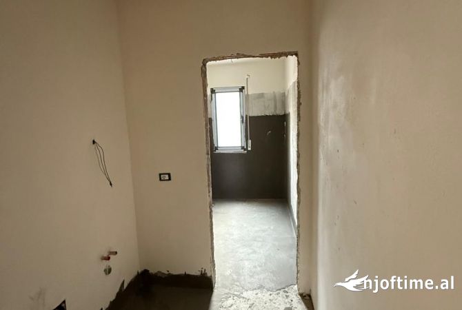 Shtepi ne shitje 2+1 ne Tirane - 171,735 Euro
