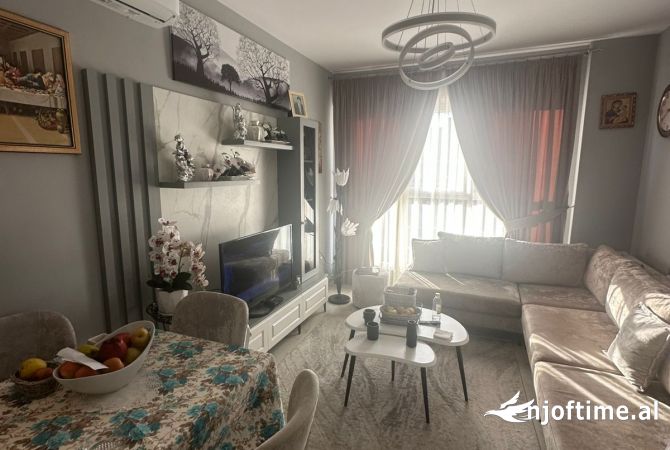 Shtepi ne shitje 1+1 ne Tirane - 150,000 Euro