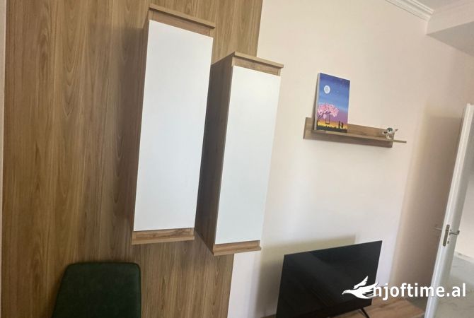 Shtepi me qera 1+1 ne Tirane - 450 Euro