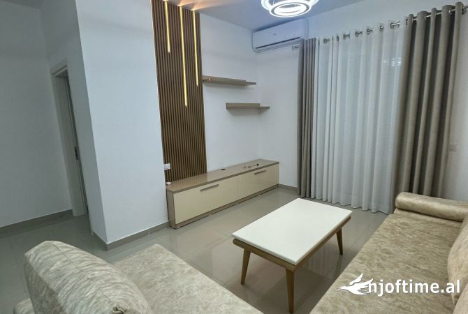 Shtepi me qera 2+1 ne Tirane - 450 Euro