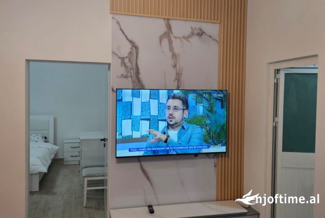 Shtepi me qera Shtepi Private ne Tirane, 1+1, Mobilimi E mobiluar, Pagesa 500  Euro.