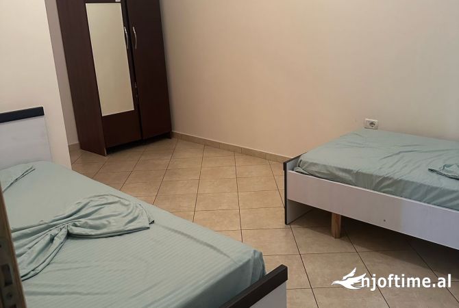 Shtepi me qera 2+1 ne Tirane - 550 Euro