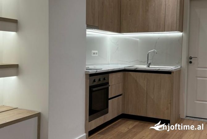 Shtepi me qera Apartament ne Tirane, 1+1, Mobilimi E mobiluar, Pagesa 350  Euro.