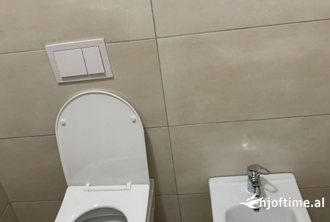 Shtepi me qera Apartament ne Tirane, 2+1, Mobilimi E mobiluar, Pagesa 850  Euro.