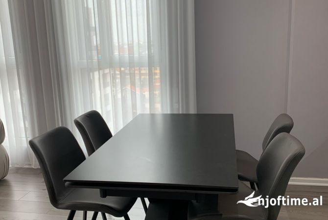 Shtepi me qera Apartament ne Tirane, 2+1, Mobilimi E mobiluar, Pagesa 850  Euro.