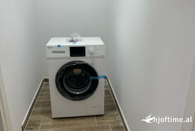 Shtepi me qera Apartament ne Tirane, 1+1, Mobilimi Pjeserisht e mobiluar, Pagesa 500  Euro.