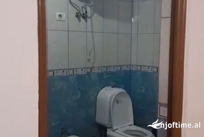 Shtepi me qera Apartament ne Tirane, 2+1, Mobilimi E mobiluar, Pagesa 480  Euro.