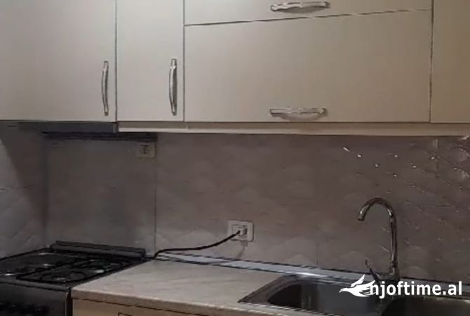Shtepi me qera 2+1 ne Tirane - 480 Euro
