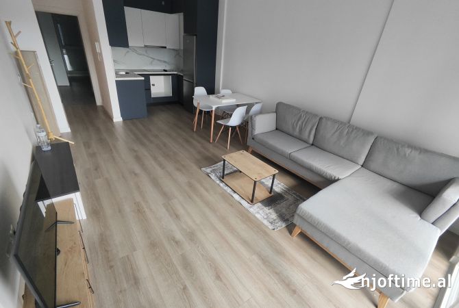 Shtepi me qera 2+1 ne Tirane - 550 Euro