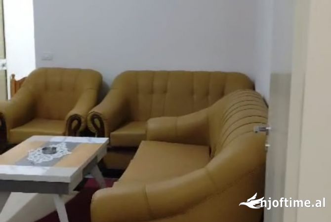 Shtepi me qera 2+1 ne Tirane - 350 Euro