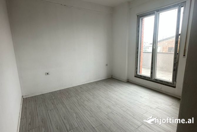House for Sale 3+1 in Tirana - 160,000 Euro