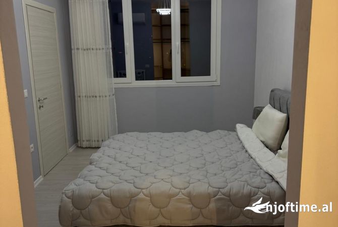 Shtepi me qera Apartament ne Tirane, 1+1, Mobilimi E mobiluar, Pagesa 600  Euro.