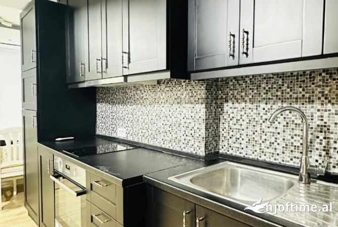 Shtepi me qera 1+1 ne Tirane - 450 Euro