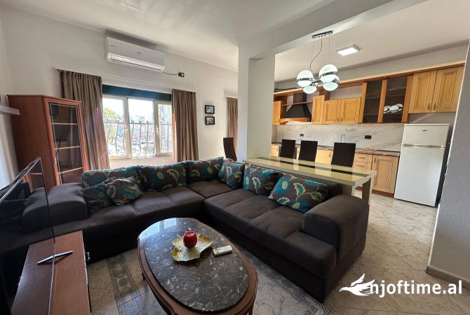 Shtepi me qera 2+1 ne Tirane - 700 Euro