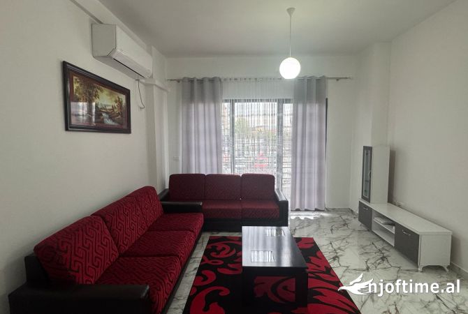 Shtepi me qera 1+1 ne Tirane - 300 Euro