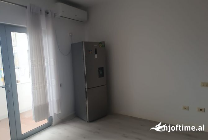 Shtepi me qera 3+1 ne Tirane - 400 Euro