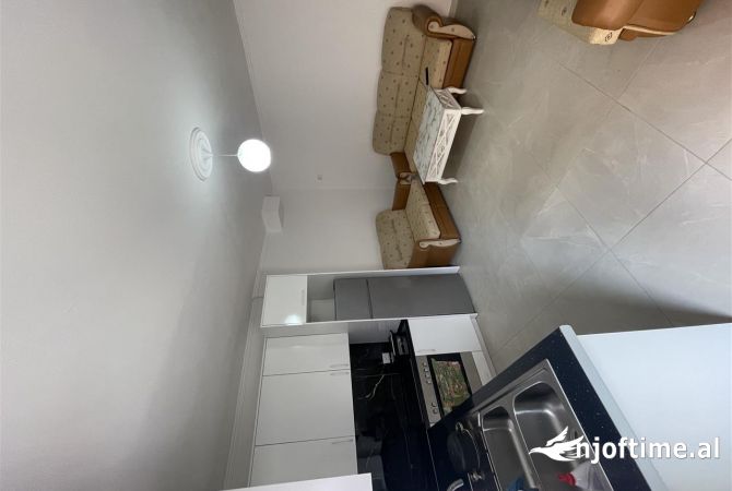 Shtepi me qera 1+1 ne Tirane - 300 Euro