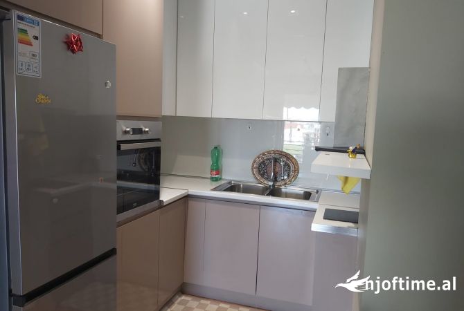 Shtepi me qera 1+1 ne Tirane - 400 Euro