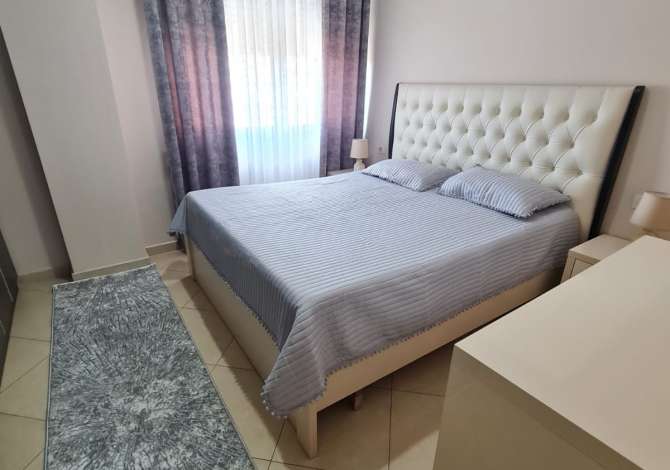 Shtepi me qera Apartament ne Tirane, 1+1, Mobilimi E mobiluar, Pagesa 550  Euro.