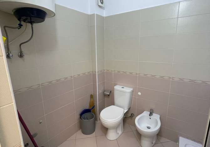 Shtepi ne shitje Apartament ne Tirane, 2+1, Mobilimi E mobiluar, Pagesa 115,000  Euro.