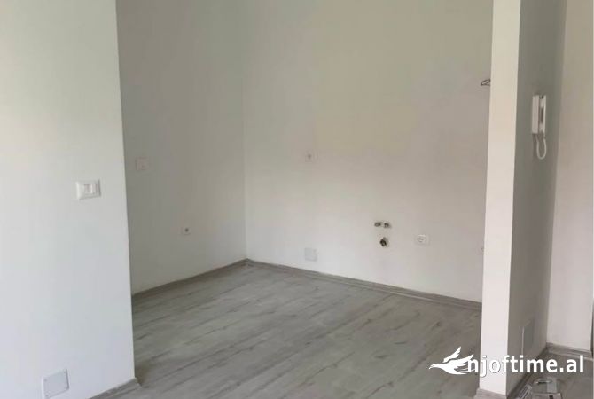 Apartment for sale in Tirana 1+1, Emty