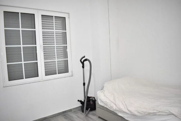 Shtepi me qera Apartament ne Tirane, 4+1, Mobilimi E mobiluar, Pagesa 1,500  Euro.