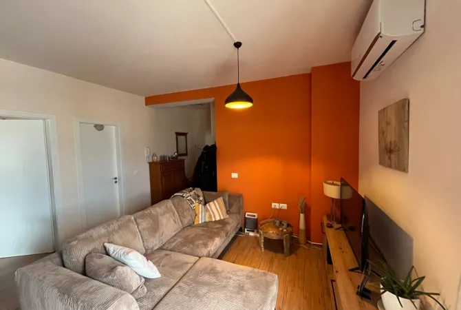 Shtepi ne shitje Apartament ne Tirane, 2+1, Mobilimi Bosh, pa mobiluar, Pagesa 205,000  Euro.