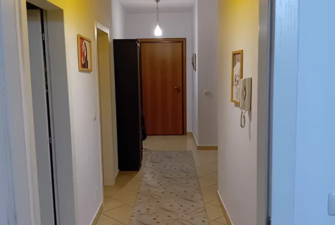 Shtepi me qera Apartament ne Tirane, 2+1, Mobilimi E mobiluar, Pagesa 600  Euro.