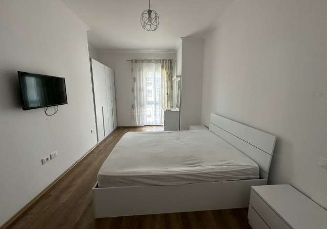 Shtepi me qera Apartament ne Tirane, 2+1, Mobilimi E mobiluar, Pagesa 800  Euro.