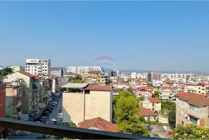 Shtepi me qera 3+1 ne Tirane - 650 Euro