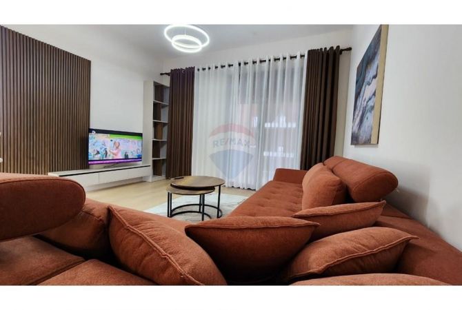 Shtepi me qera Apartament ne Tirane, 1+1, Mobilimi E mobiluar, Pagesa 800  Euro.