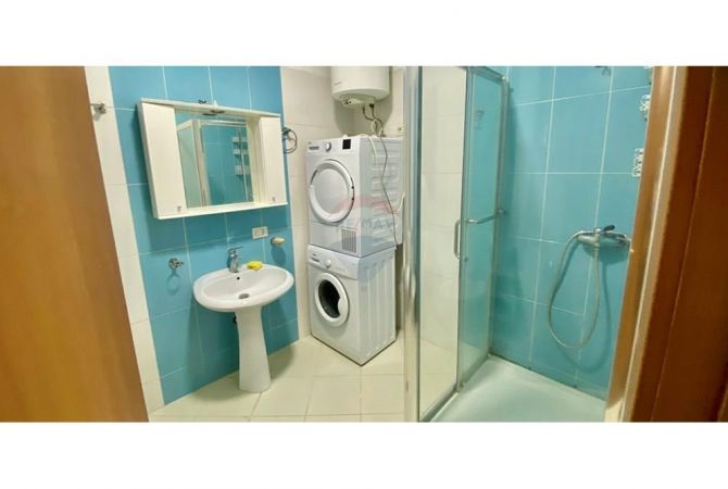 Shtepi me qera Apartament ne Tirane, 1+1, Mobilimi E mobiluar, Pagesa 500  Euro.