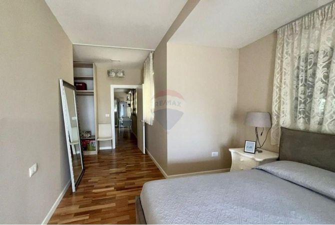 Shtepi me qera 1+1 ne Tirane - 730 Euro