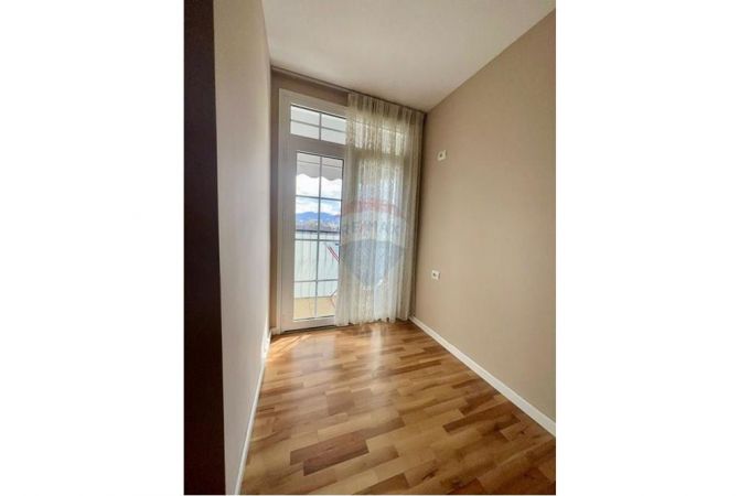 Shtepi me qera Apartament ne Tirane, 1+1, Mobilimi E mobiluar, Pagesa 730  Euro.