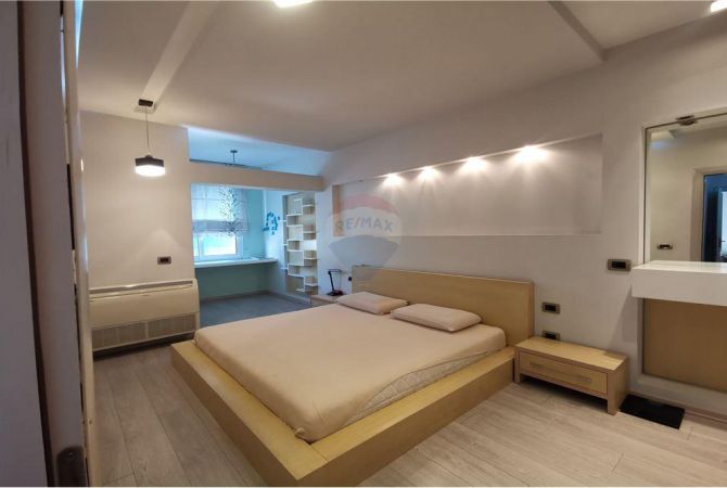 Shtepi me qera Apartament ne Tirane, 2+1, Mobilimi E mobiluar, Pagesa 850  Euro.