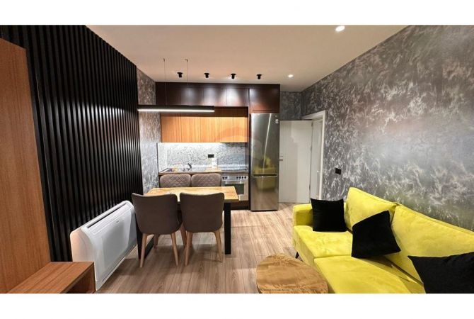 Shtepi me qera 2+1 ne Tirane - 900 Euro