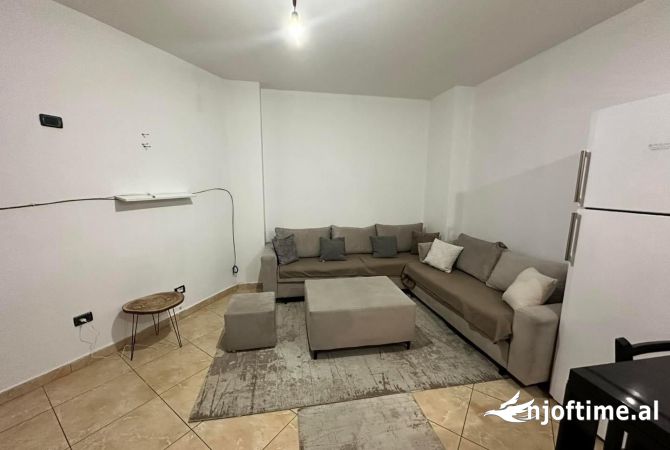 Shtepi me qera 1+1 ne Tirane - 550 Euro