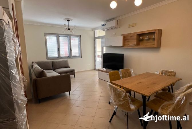 Shtepi me qera 3+1 ne Tirane - 550 Euro