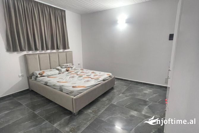 Shtepi me qera 1+1 ne Tirane - 409 Euro