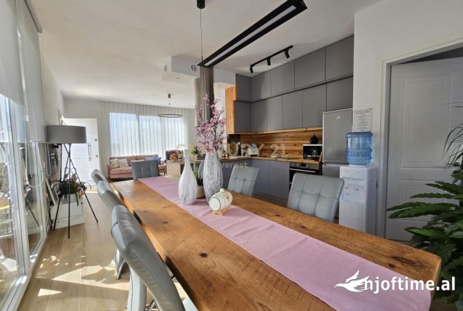Shtepi ne shitje 3+1 ne Durres - 398,000 Euro