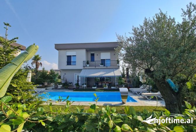 Shtepi ne shitje 3+1 ne Durres - 450,000 Euro